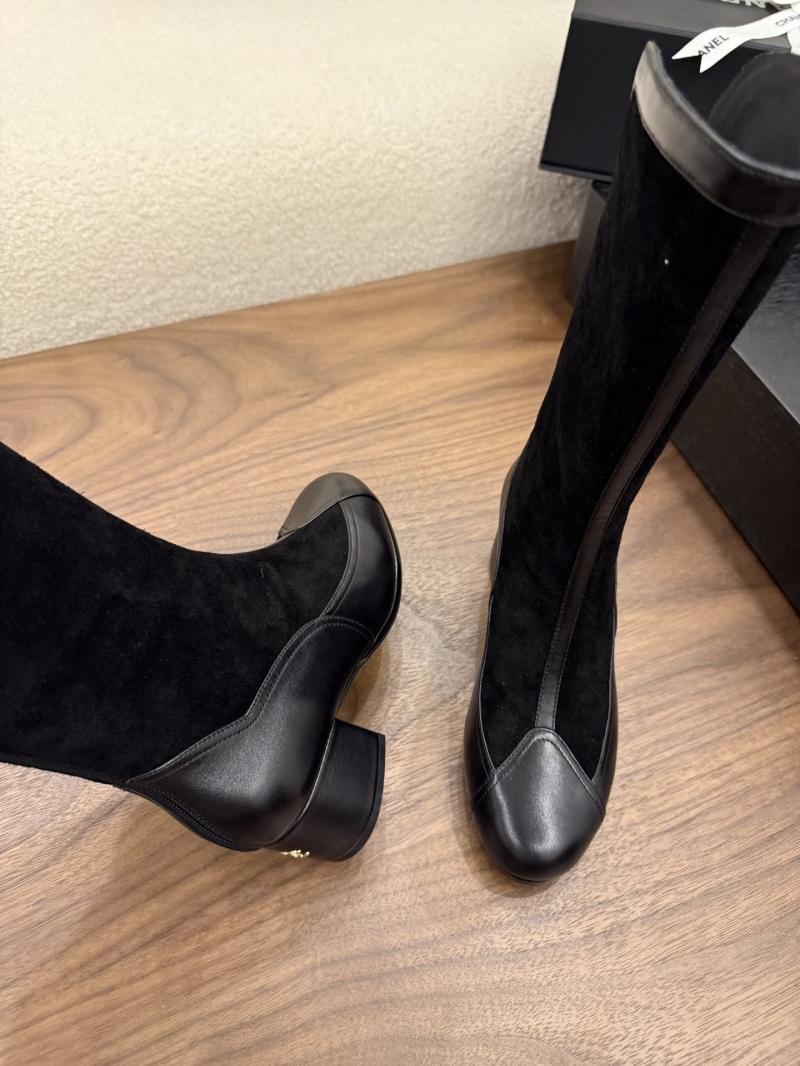 Ch**el boots